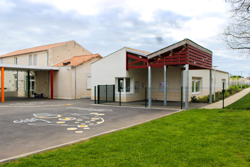 École de Saint-Sulpice-d'Arnoult